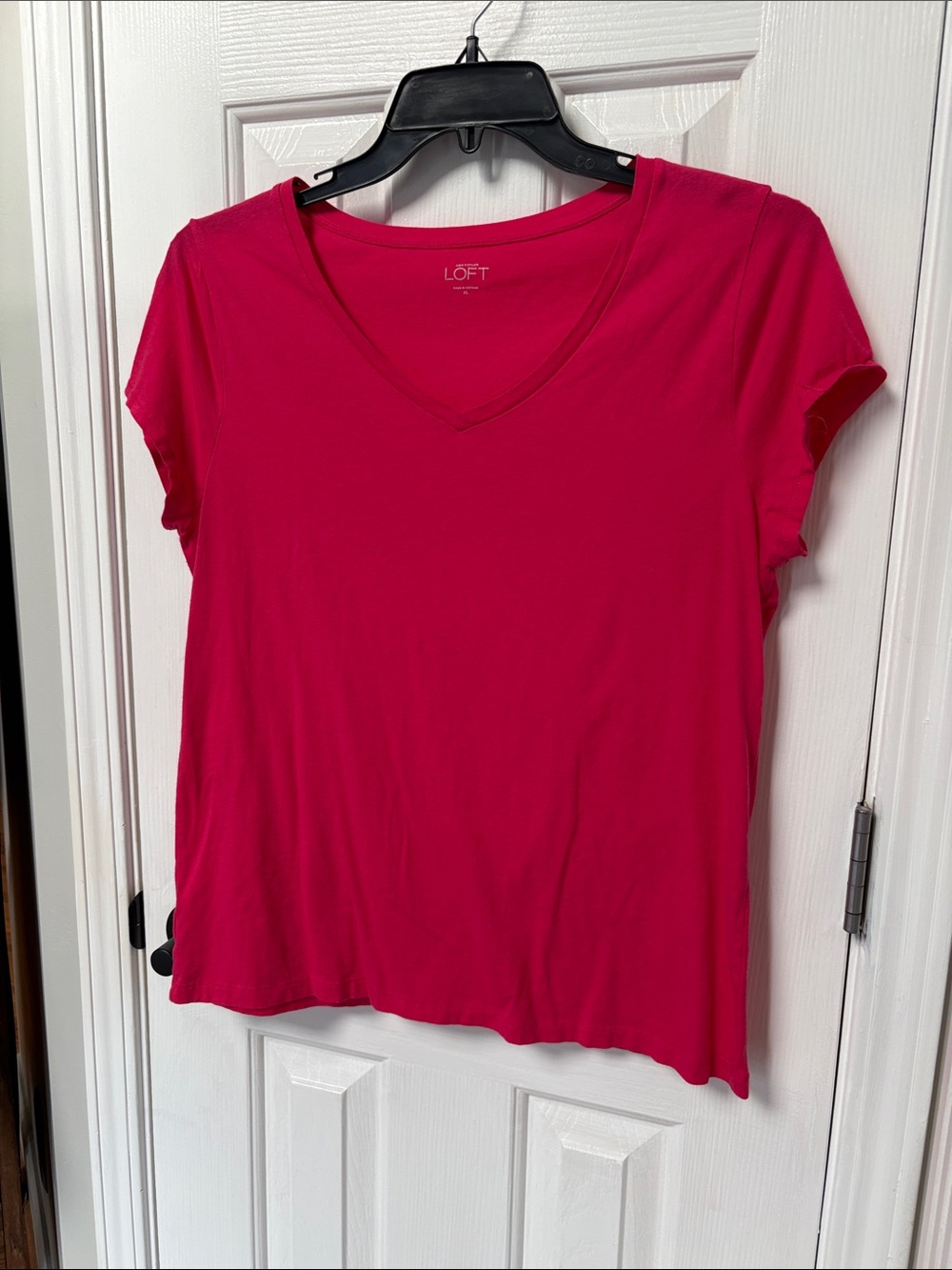 LOFT Short Sleeve V-Neck Tee in Hot Pink